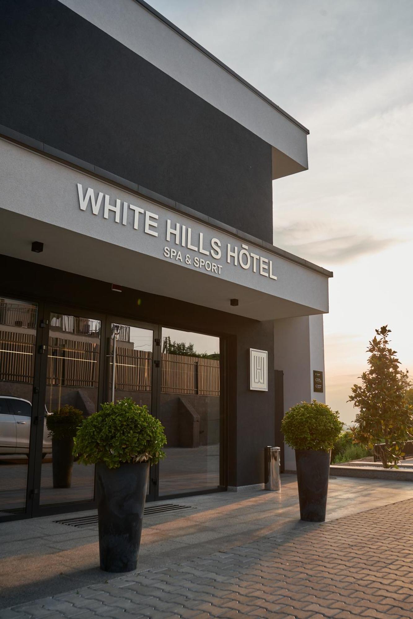 White Hills Hotel Spa&Sport Uzhhorod Exterior photo